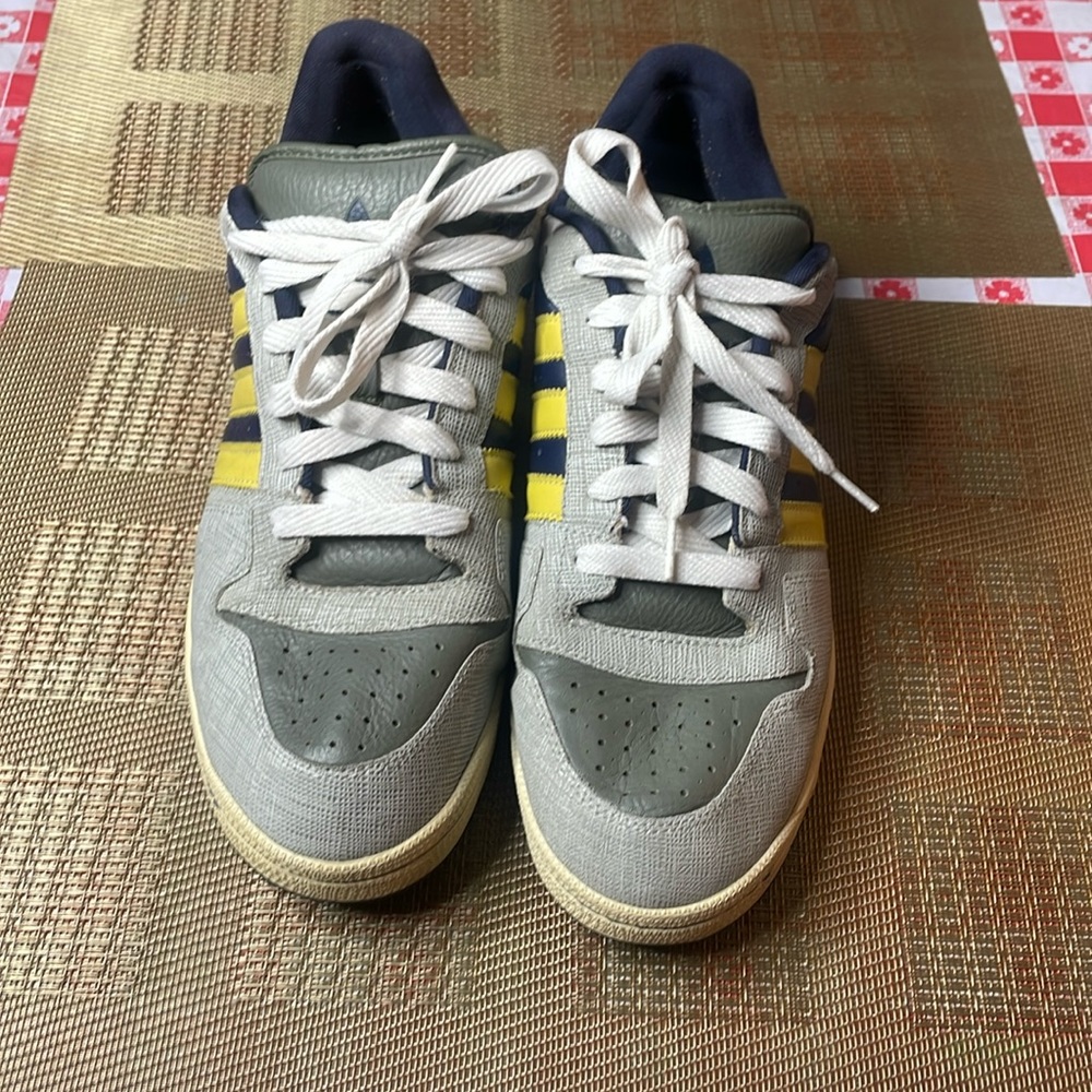 Adidas HSD 681001 Mens Shoes Grey Yellow And Blue Sneakers 13